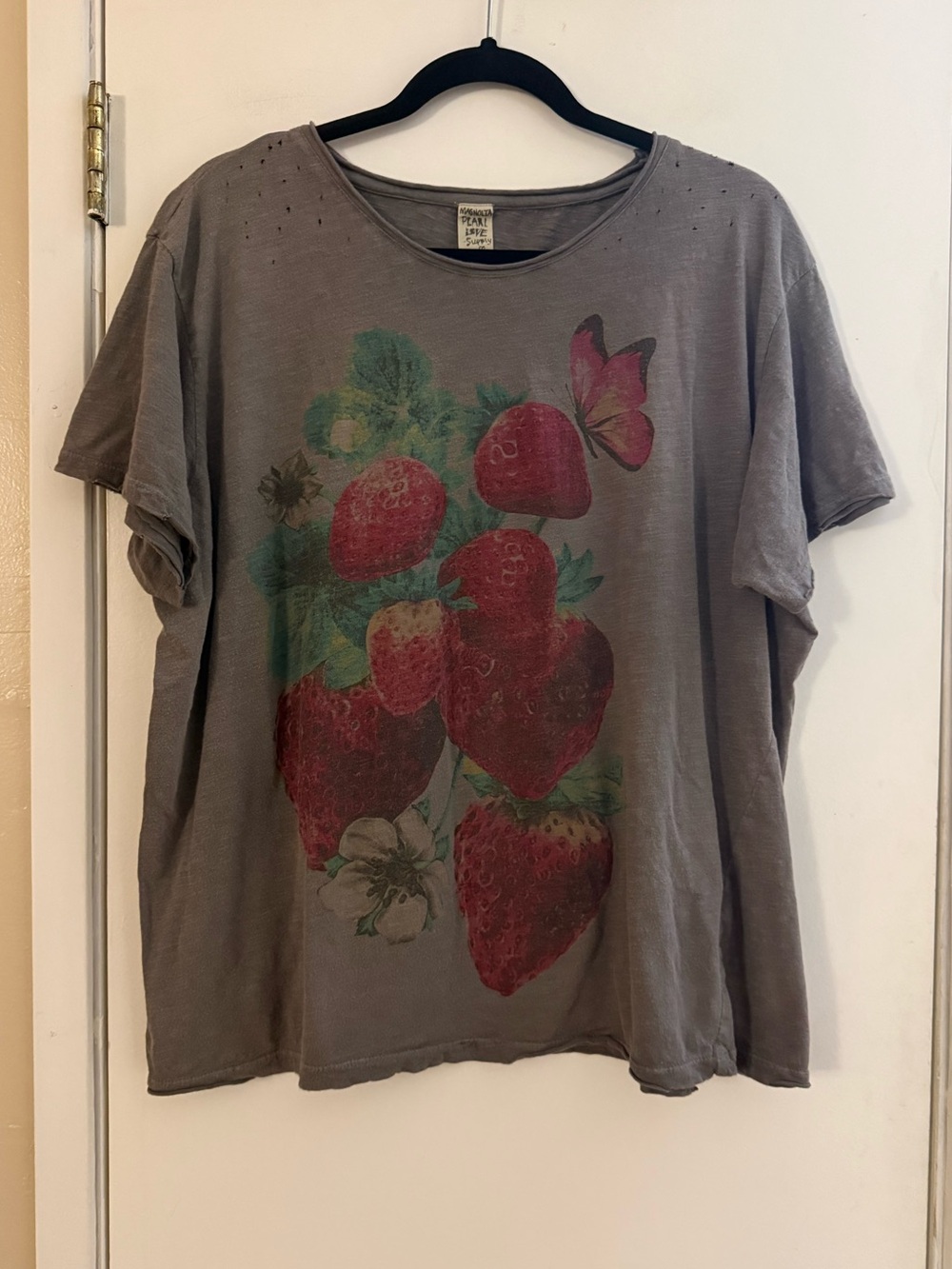 Magnolia Pearl Fraise Tee